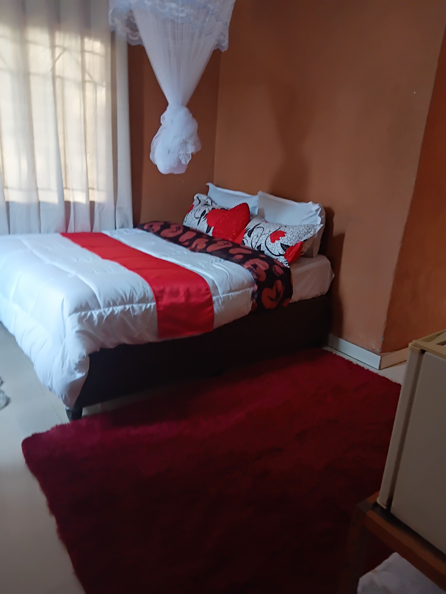 Jojomo Room